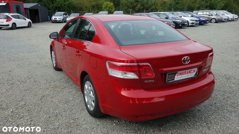 Toyota Avensis 1.8 Sol - 7
