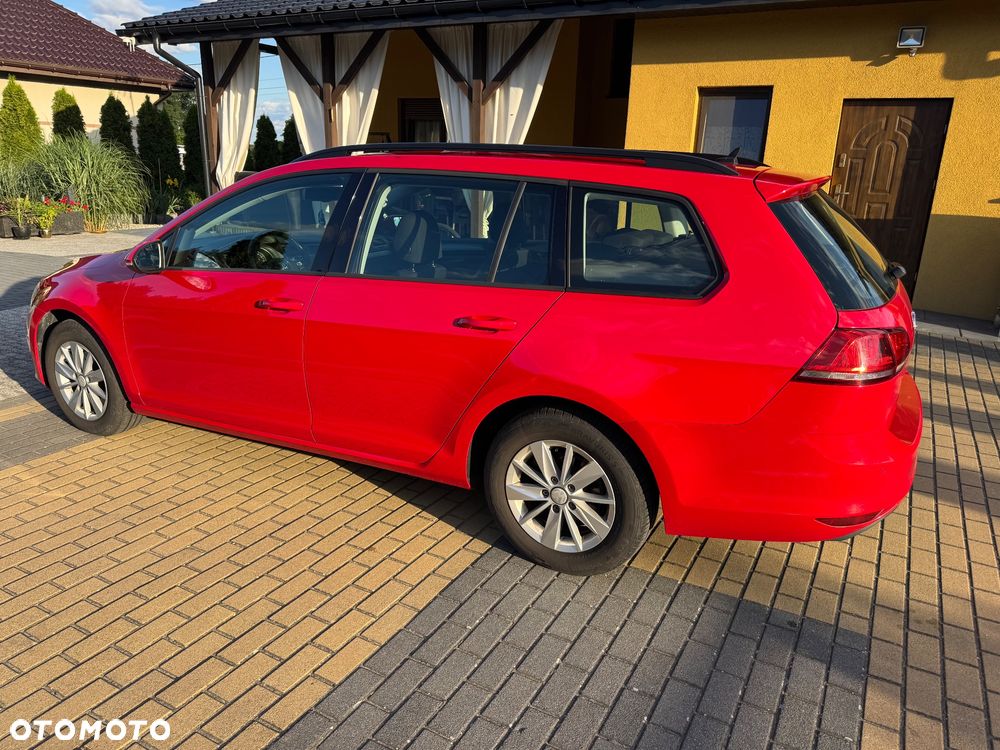 Volkswagen Golf 1.6 TDI Comfortline DSG - 9