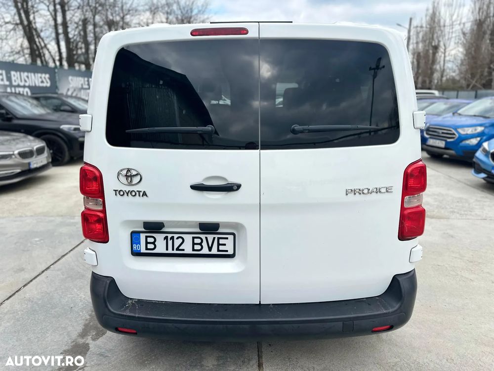Toyota Proace 1.5 D-4D 120CP 8+1 L2H1 Base+ - 6