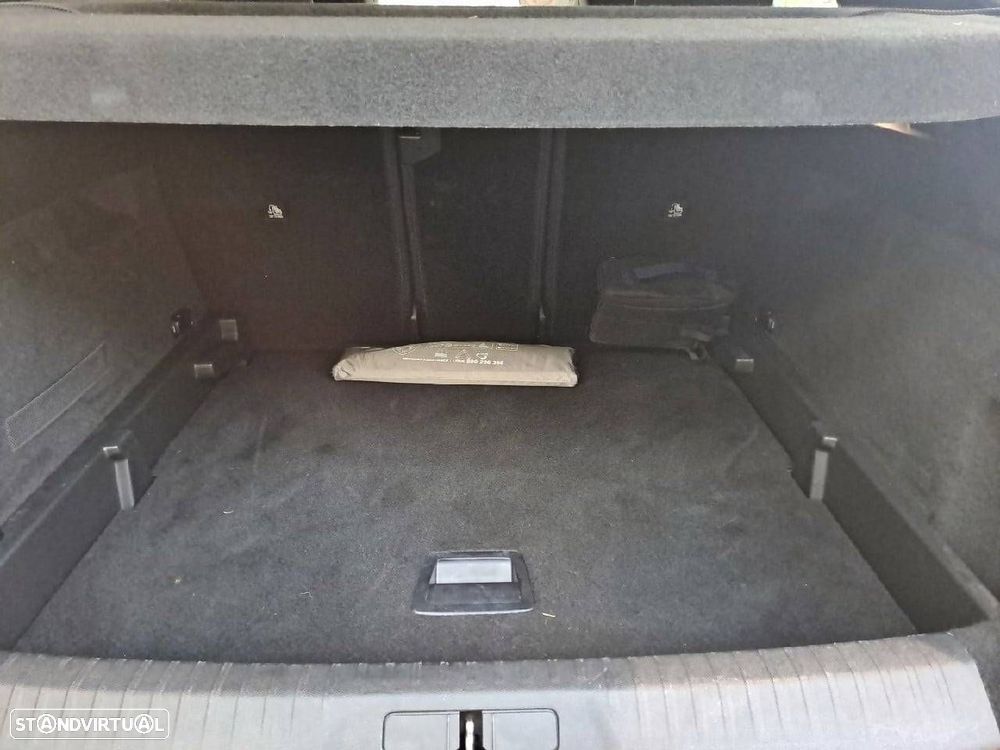 Peugeot 3008 1.2 Hybrid Allure e-DCS6 - 6