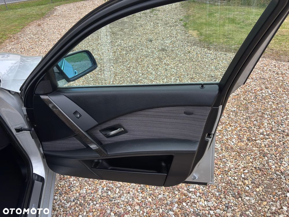 BMW Seria 5 - 11
