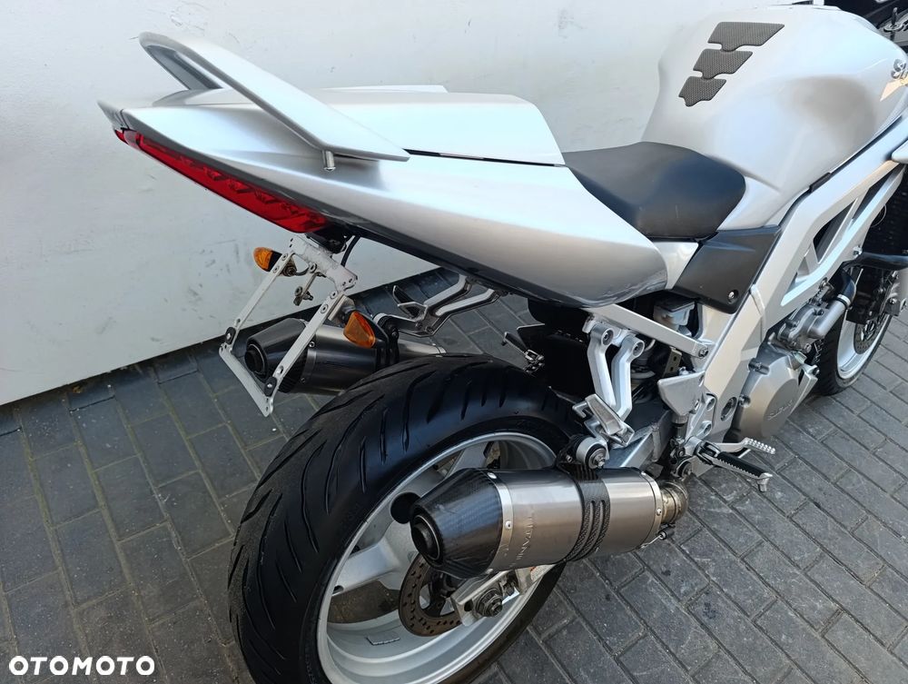 Suzuki SV - 22