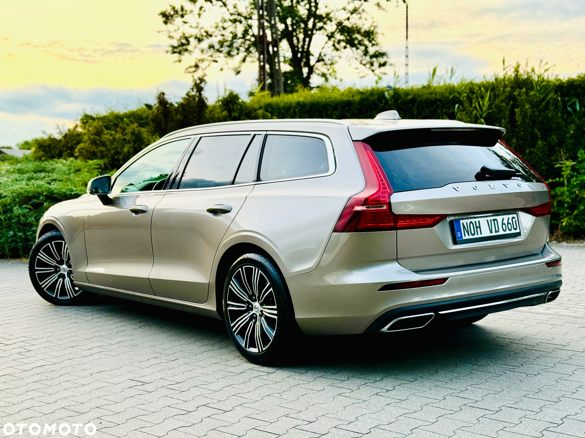 Volvo V60 D4 Inscription - 29