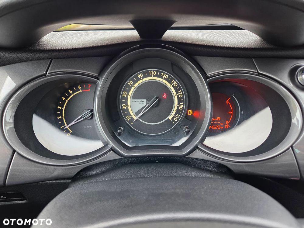 Citroën C3 Pure Tech (VTi) 82 Exclusive - 23