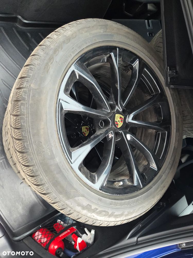 Porsche Macan T - 29