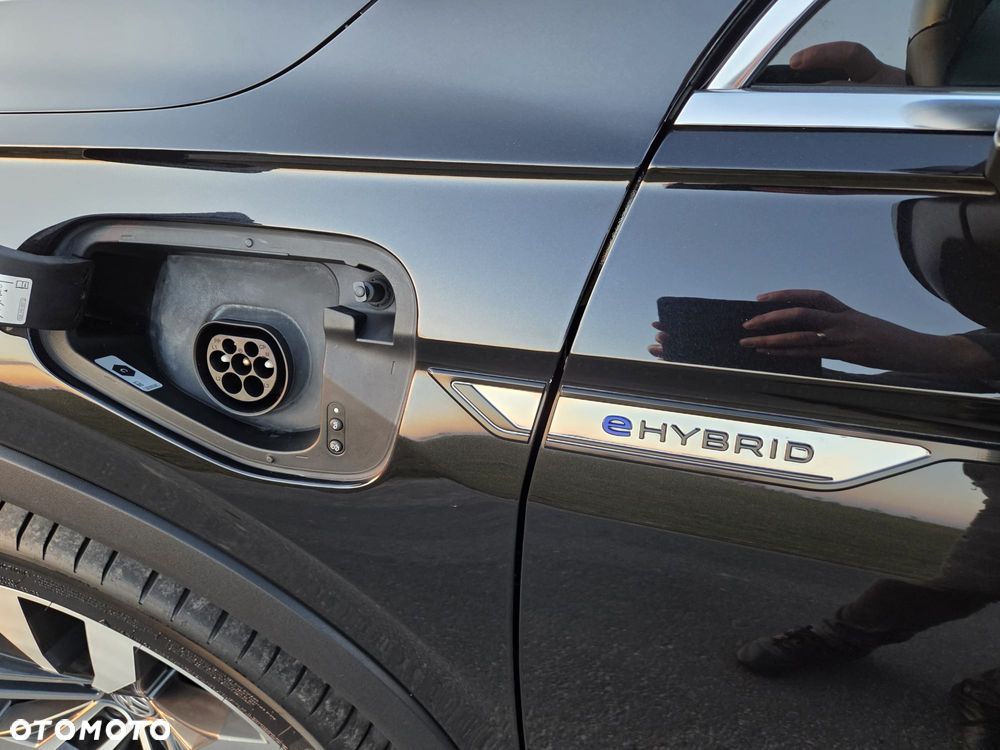 Volkswagen Tiguan - 8