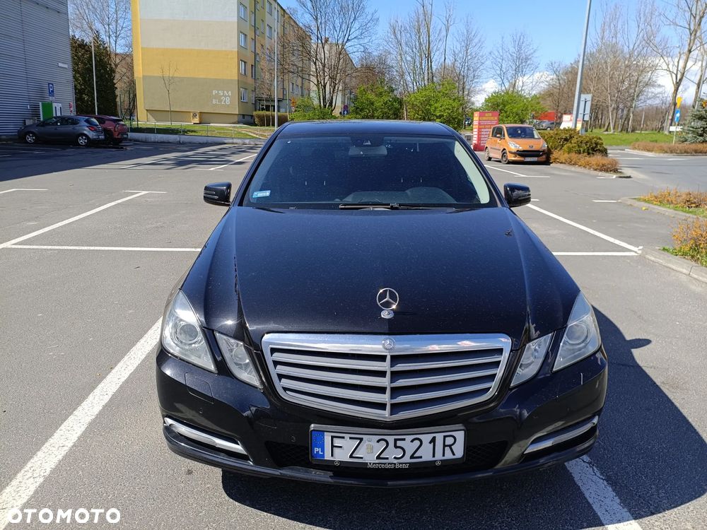 Mercedes-Benz Klasa E 200 CGI BlueEFFICIENCY - 6