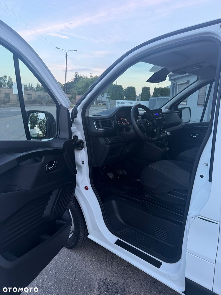 Renault Trafic - 4