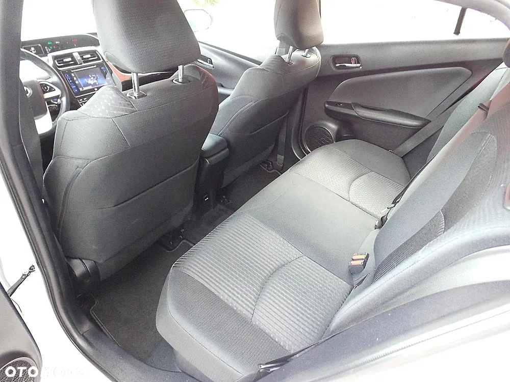 Toyota Prius 1.8 HSD Active - 6