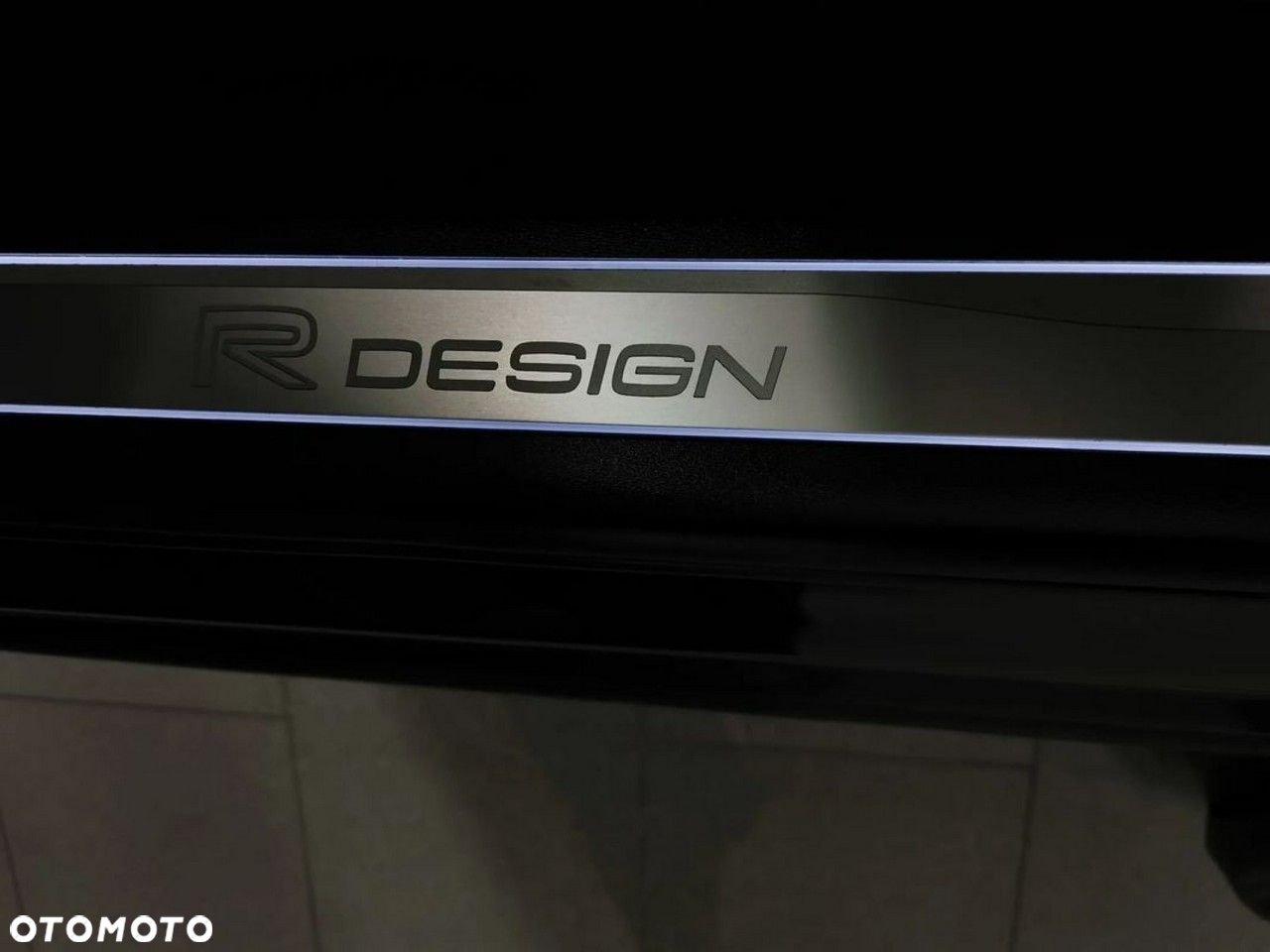 Volvo XC 90 D5 AWD R-Design - 29