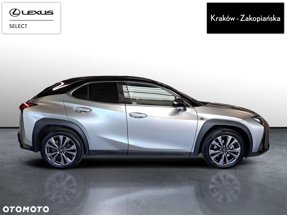 Lexus UX - 7