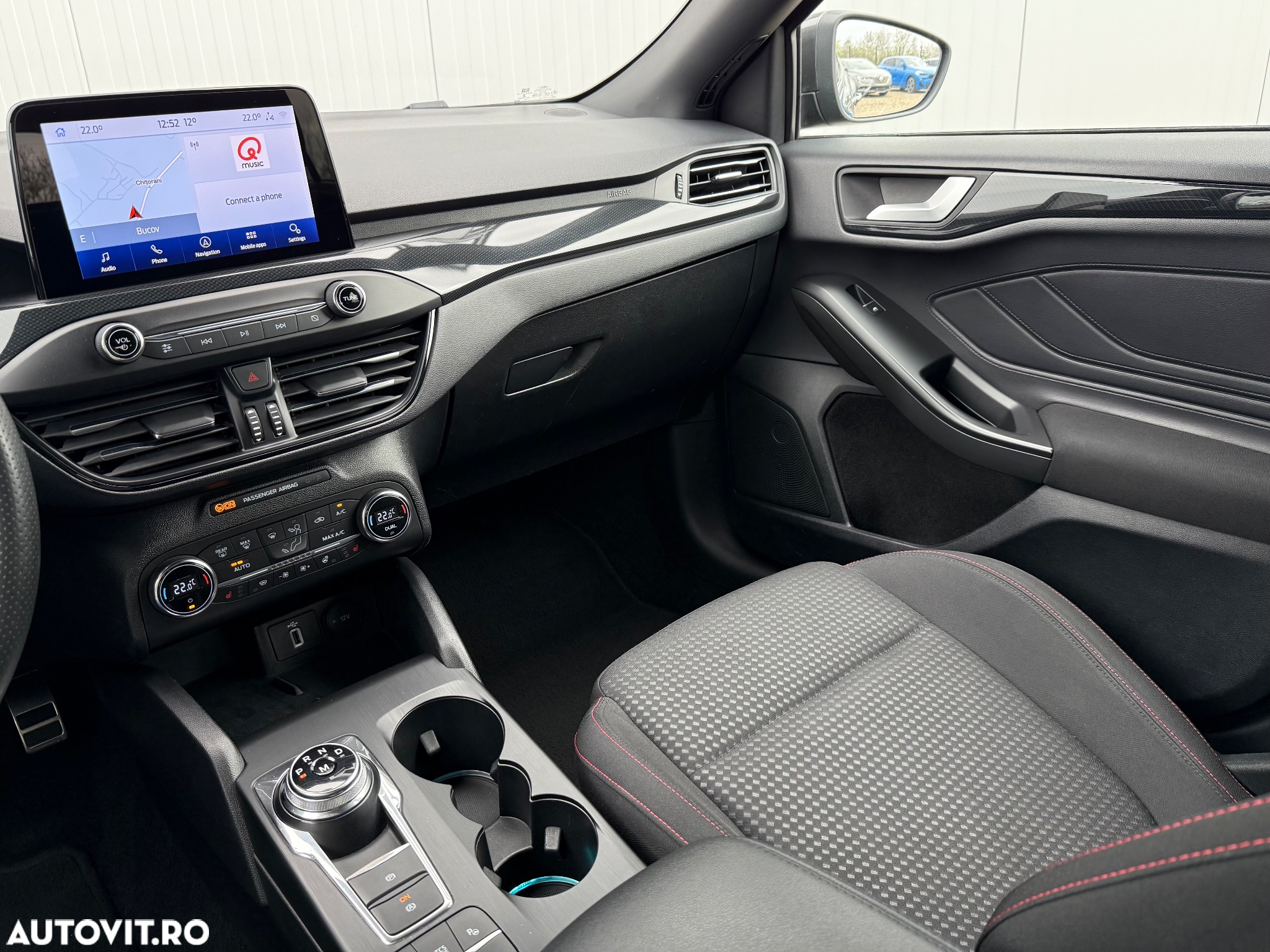 Ford Focus Turnier 1.5 EcoBlue Start-Stopp-System Aut. ST-LINE - 14