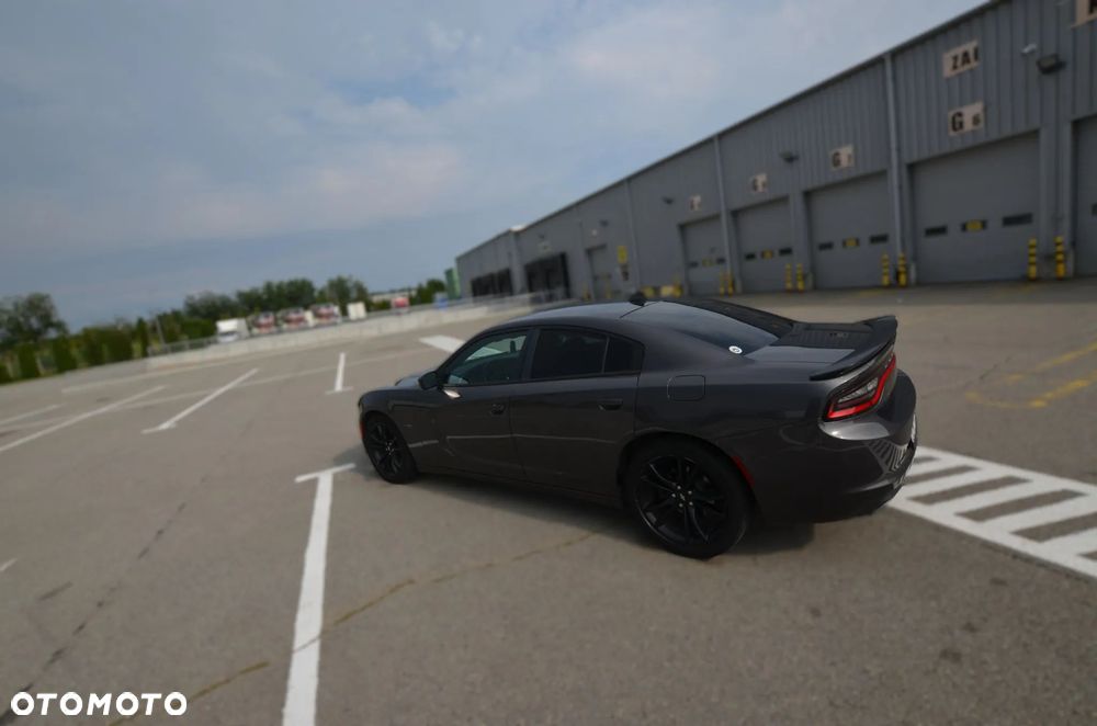 Dodge Charger 5.7 R/T - 15