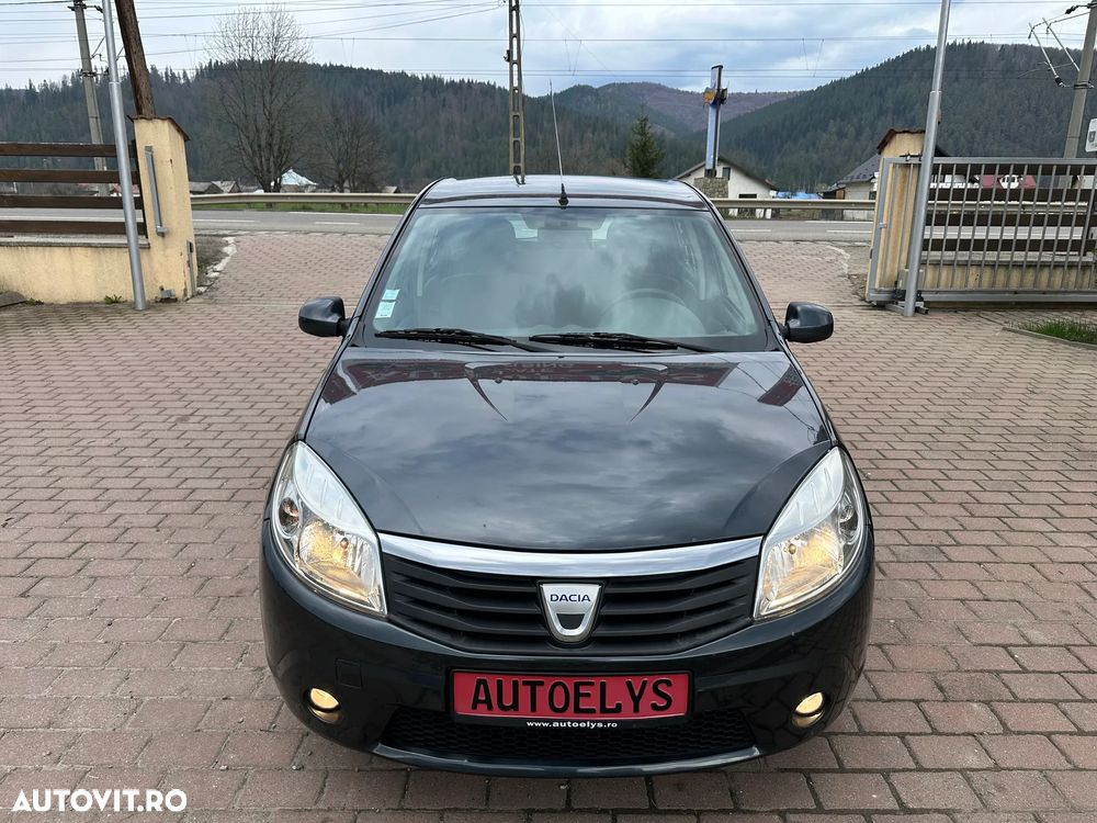 Dacia Sandero 1.5 DCI Laureate - 11