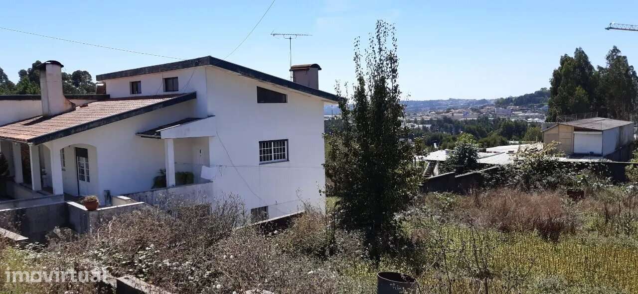 Terreno para construção em Macieira de Sarnes, Oliveira de Azeméis - Grande imagem: 2/3