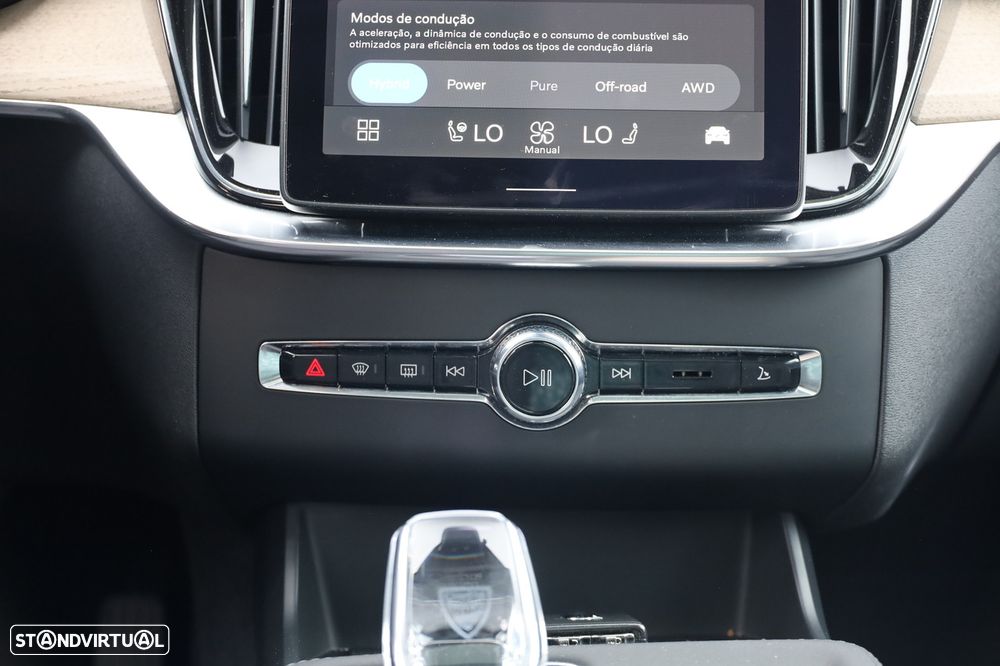 Volvo XC 90 2.0 T8 PHEV Plus Dark AWD - 43