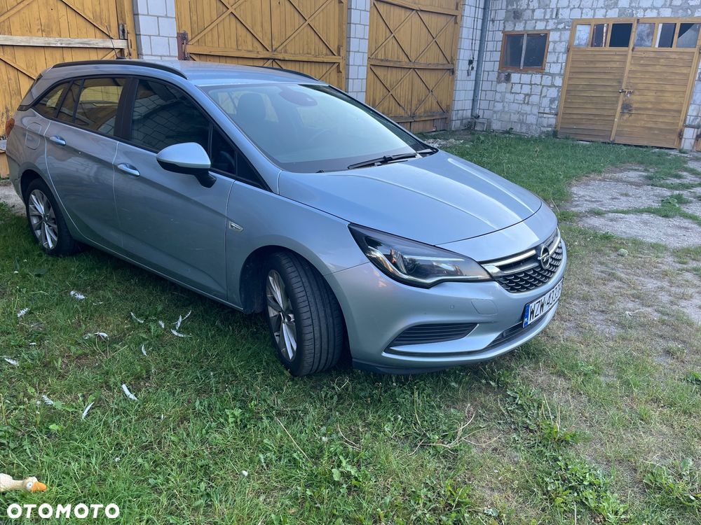 Opel Astra 1.4 Turbo Start/Stop 120 Jahre - 4