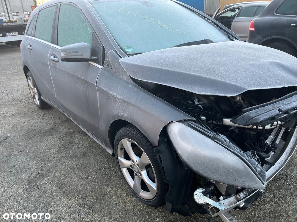 Mercedes-Benz Klasa B ver-180-blueefficiency - 2