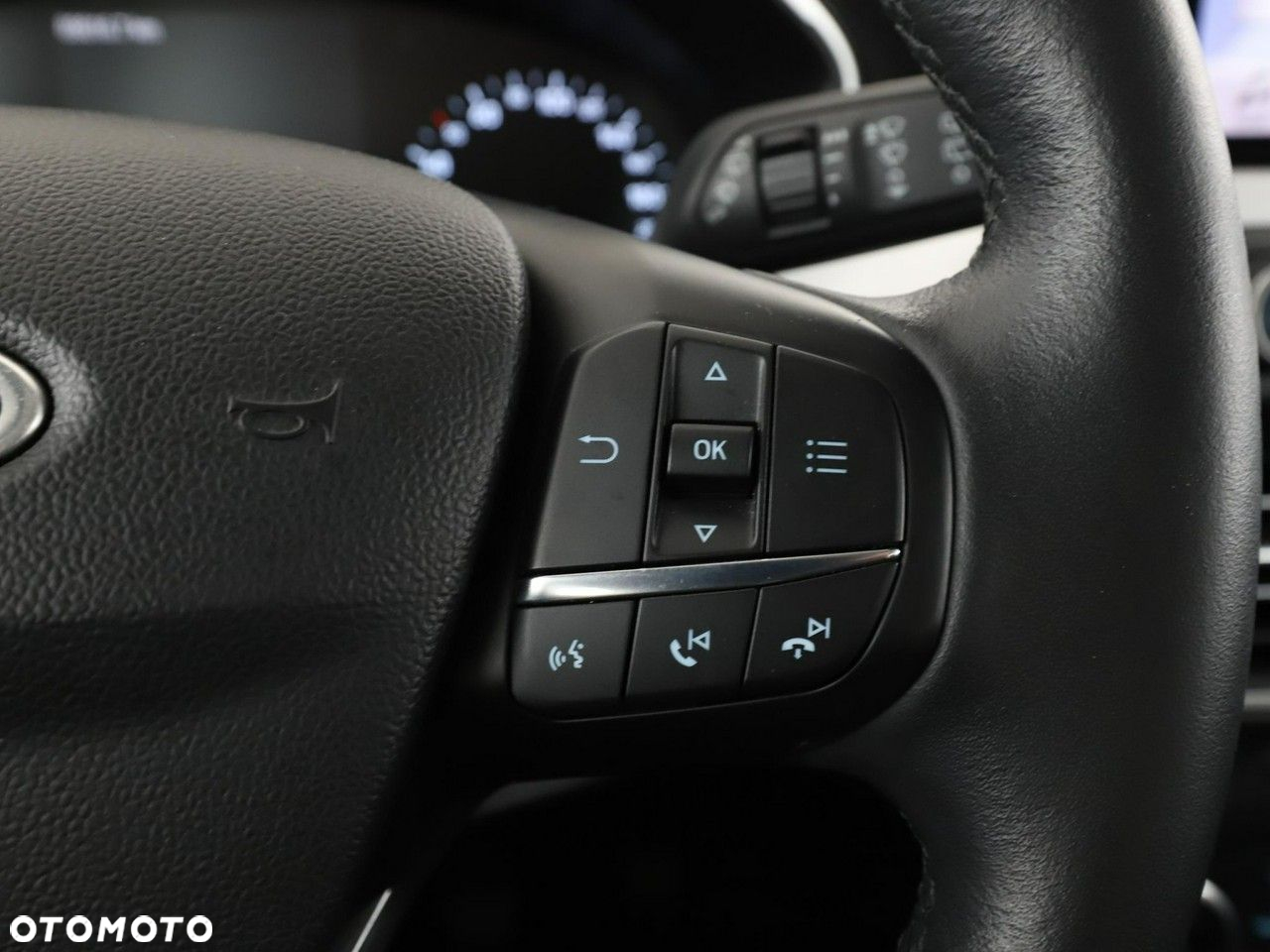 Ford Focus - 30