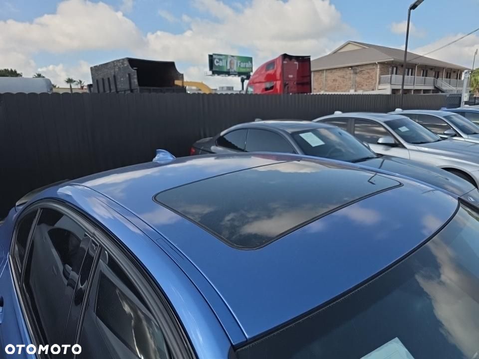 BMW Seria 3 340i M Sport - 12