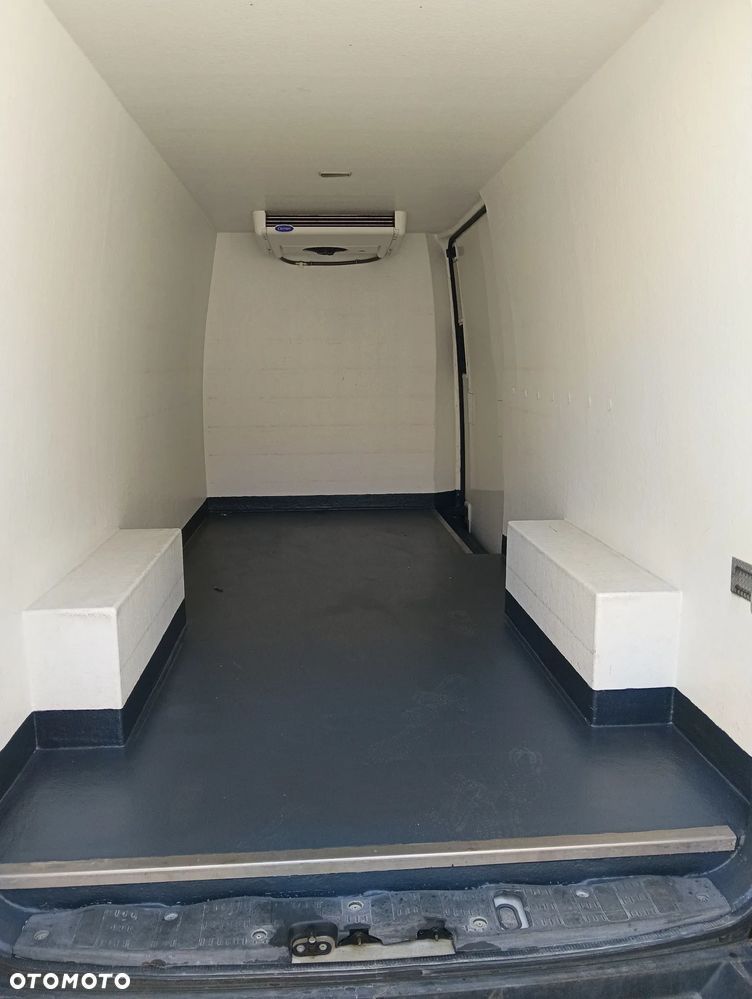 Volkswagen Crafter - 9