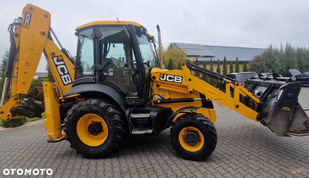 JCB 3cx - 18