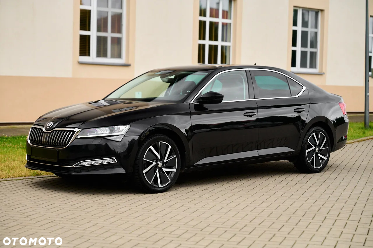 Skoda Superb 2.0 TDI SCR Style DSG - 4
