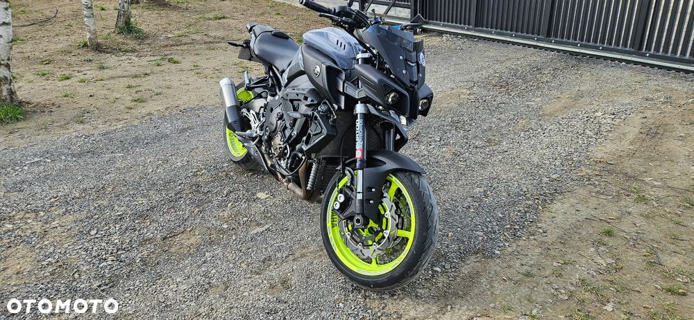 Yamaha MT - 13