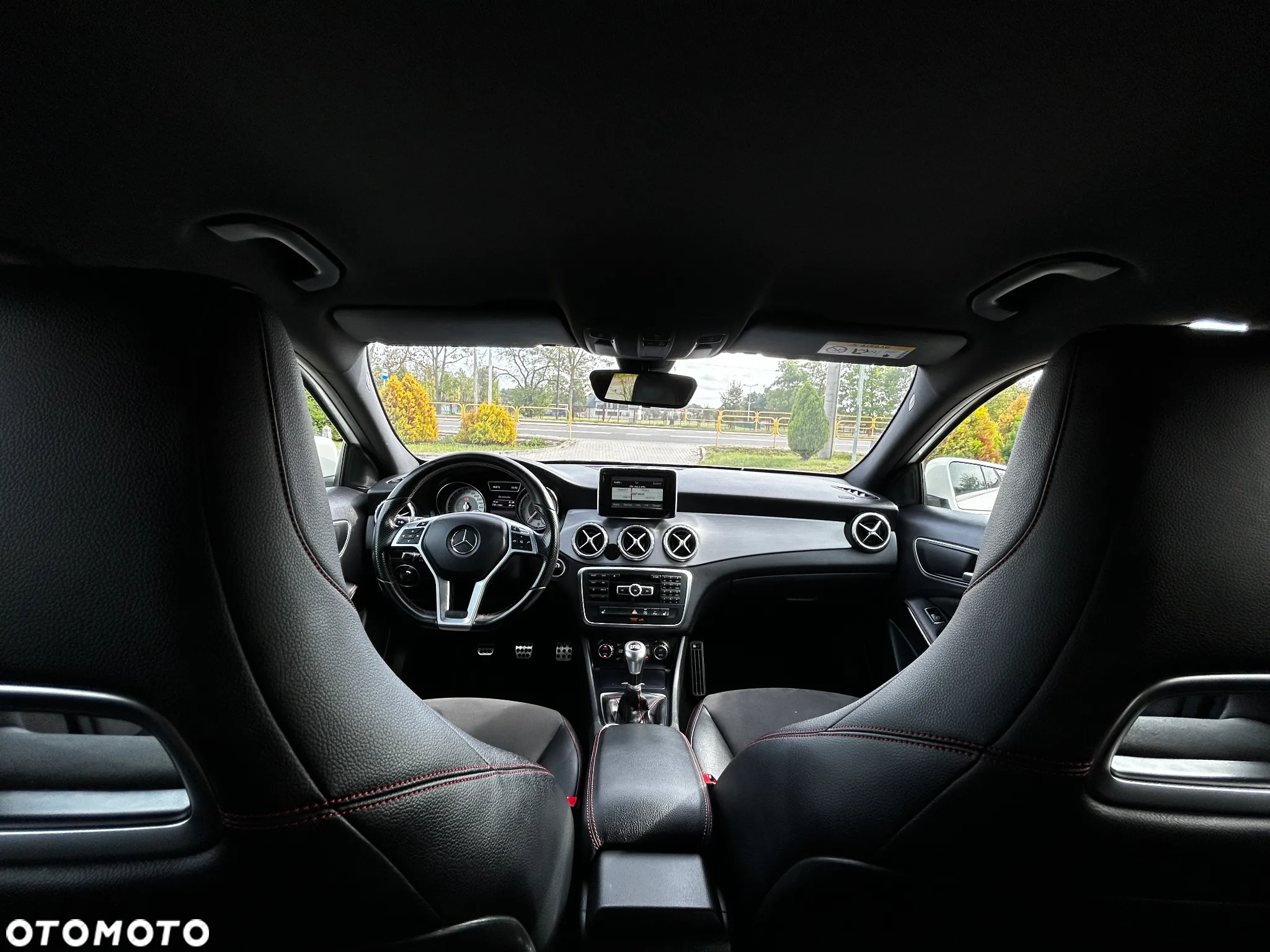 Mercedes-Benz GLA 180 d AMG Line - 21