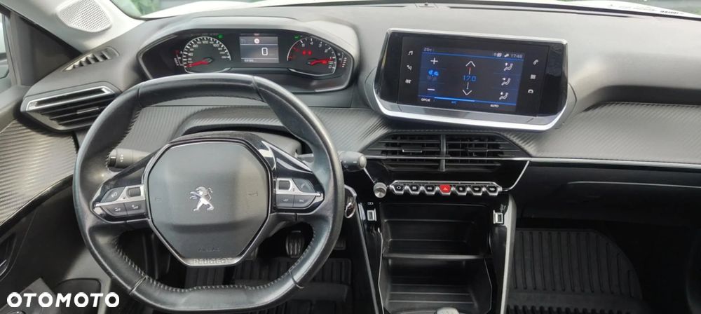 Peugeot 208 1.2 PureTech Allure S&S - 15