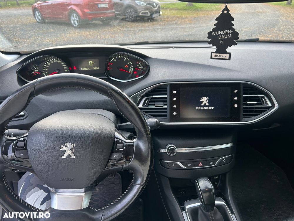 Peugeot 308 1.2 L PureTech Turbo Access - 3