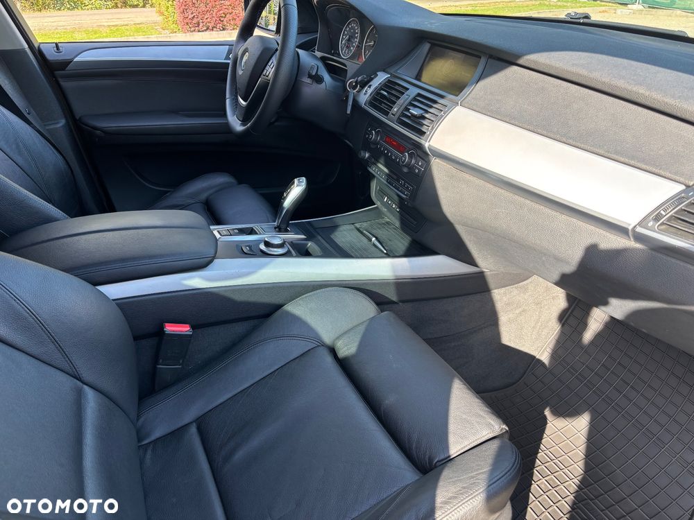 BMW X5 xDrive30d - 32