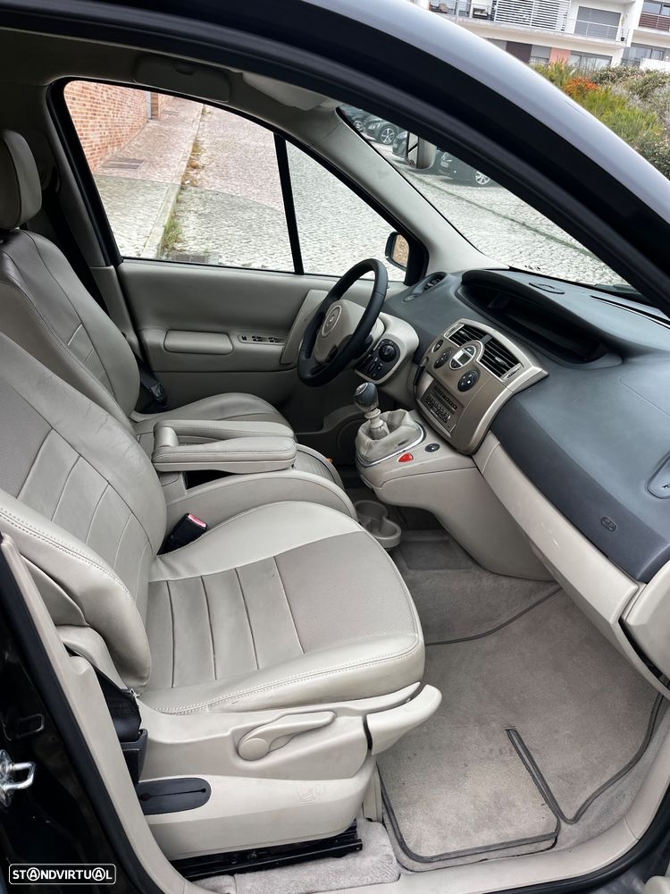 Renault Grand Scénic 1.5 dCi Dynamique S 7L. - 11