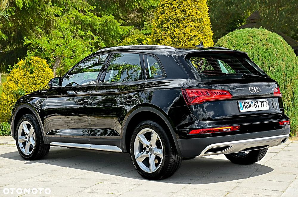 Audi Q5 2.0 TDI Quattro S tronic design - 11
