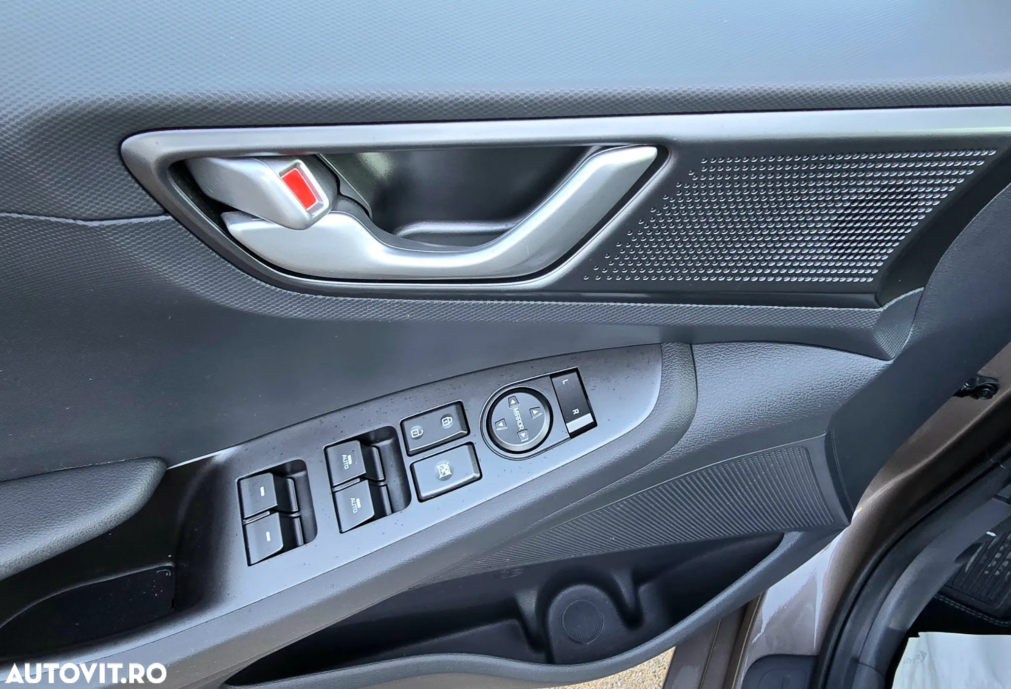 Hyundai IONIQ Hybrid 1.6 GDI Premium - 19