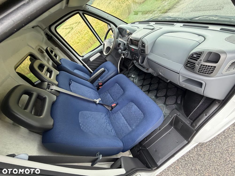 Peugeot Boxer * 2.2 / 100KM * L1H1 * Bagażnik dachowy * Hak * - 37