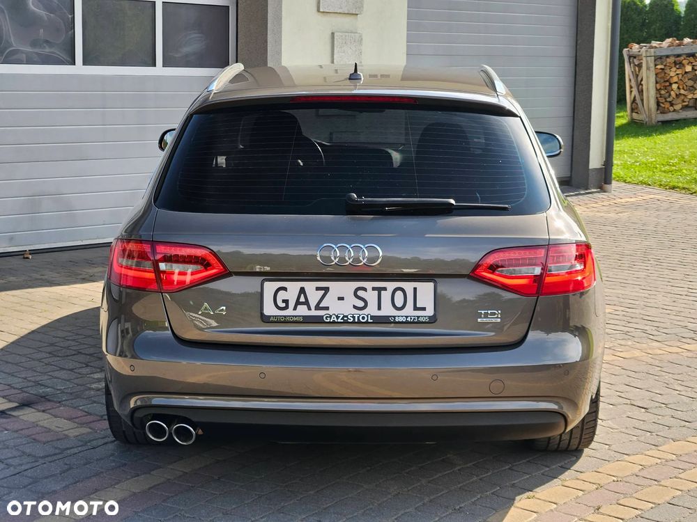Audi A4 Avant 2.0 TDI DPF quattro S line Sportpaket - 12