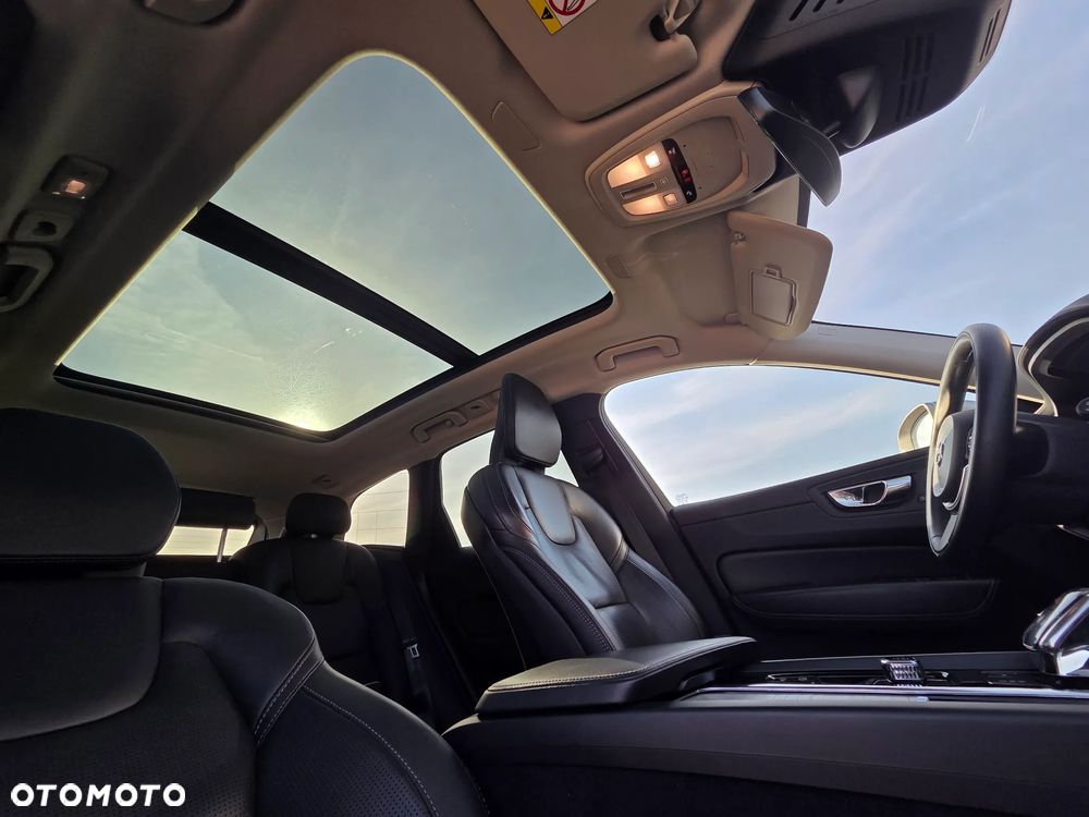 Volvo XC 60 D4 AWD Inscription - 35