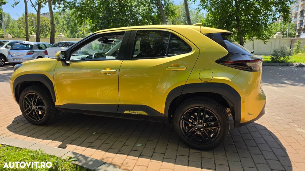 Toyota Yaris Cross 1.5 VVT-i HSD 4x4 Exclusive Elegant - 1