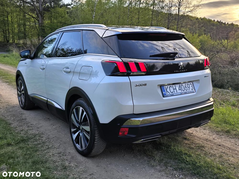 Peugeot 3008 1.6 PureTech HYbrid4 GT S&S EAT8 - 5
