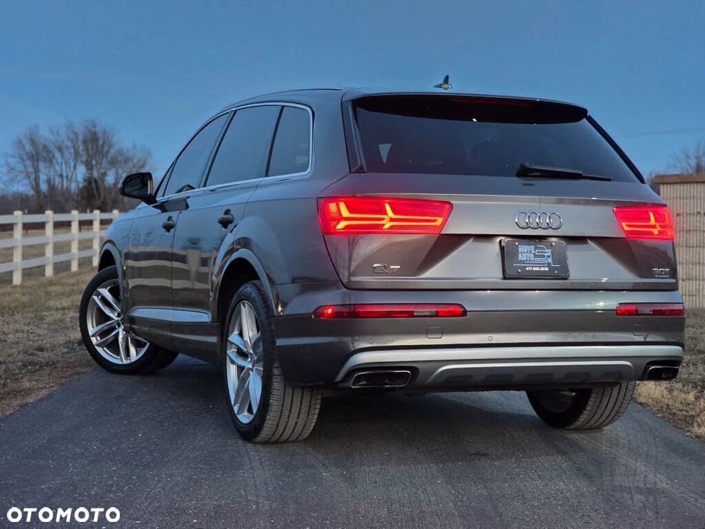 Audi Q7 - 8