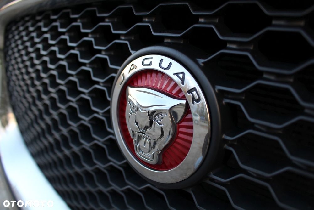 Jaguar F-Pace 20d AWD Prestige - 30