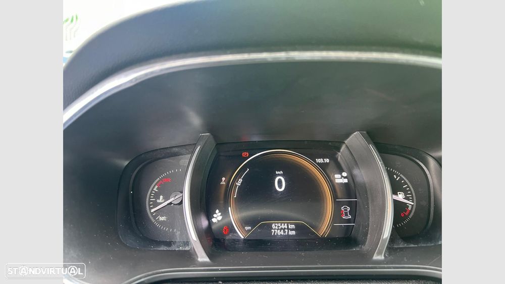 Renault Mégane 1.5 Blue dCi Limited - 7