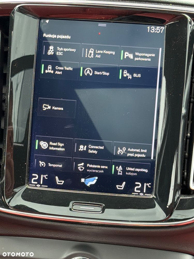 Volvo XC 40 - 12