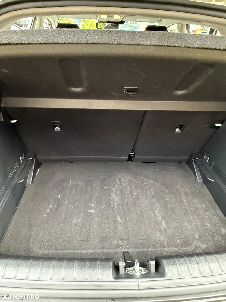 Kia Stonic 1.2 MPI 5MT Trend - 24