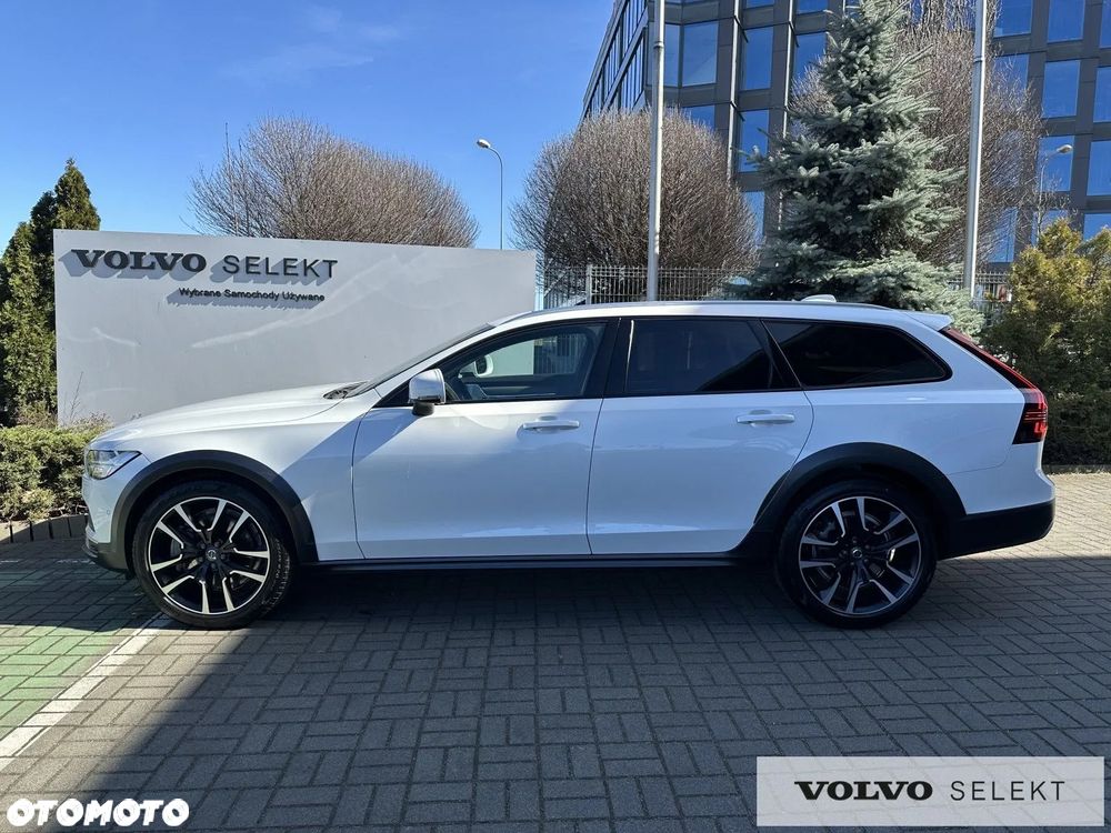 Volvo V90 Cross Country B5 B AWD Ultimate - 4