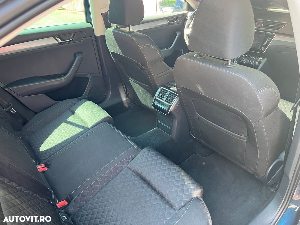 SKODA Superb 2019 — imagine 9