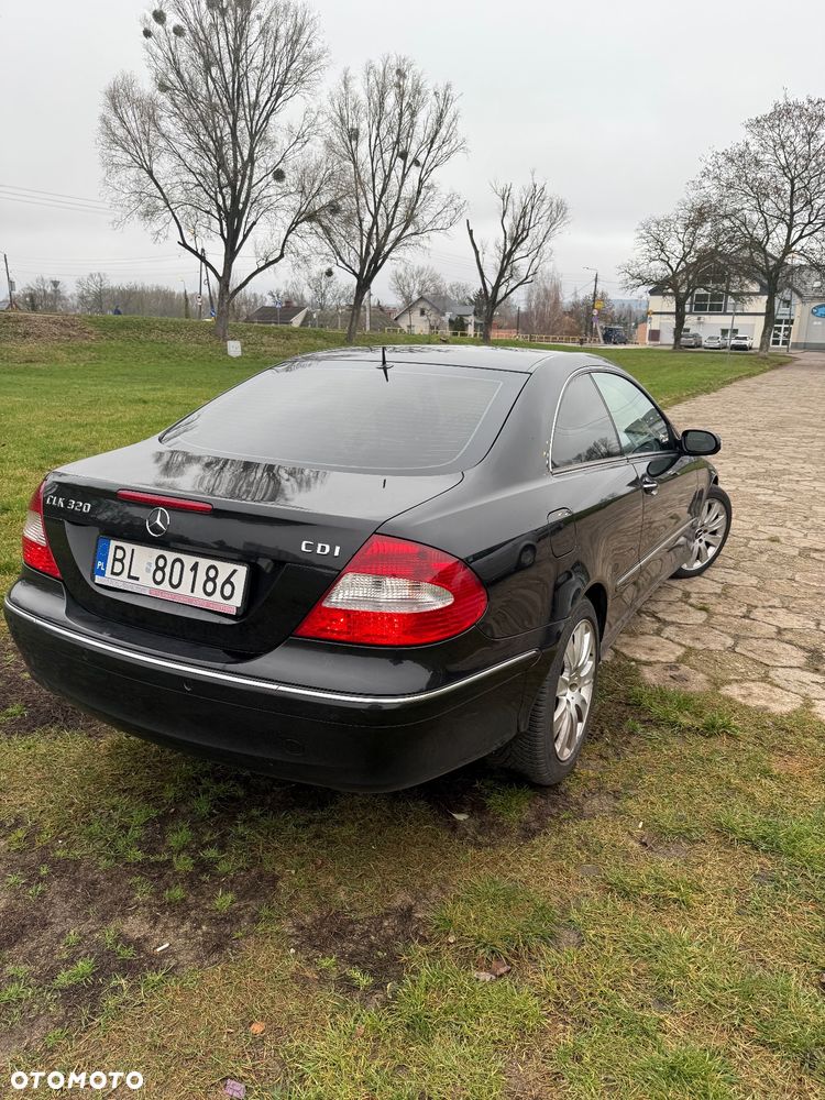 Mercedes-Benz CLK 320 CDI 7G-TRONIC Avantgarde - 8