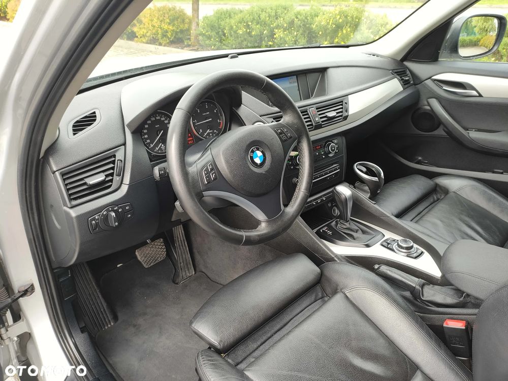 BMW X1 xDrive18d xLine - 16