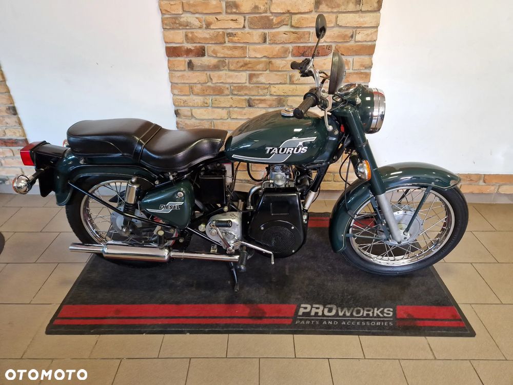 Royal Enfield Bullet - 28